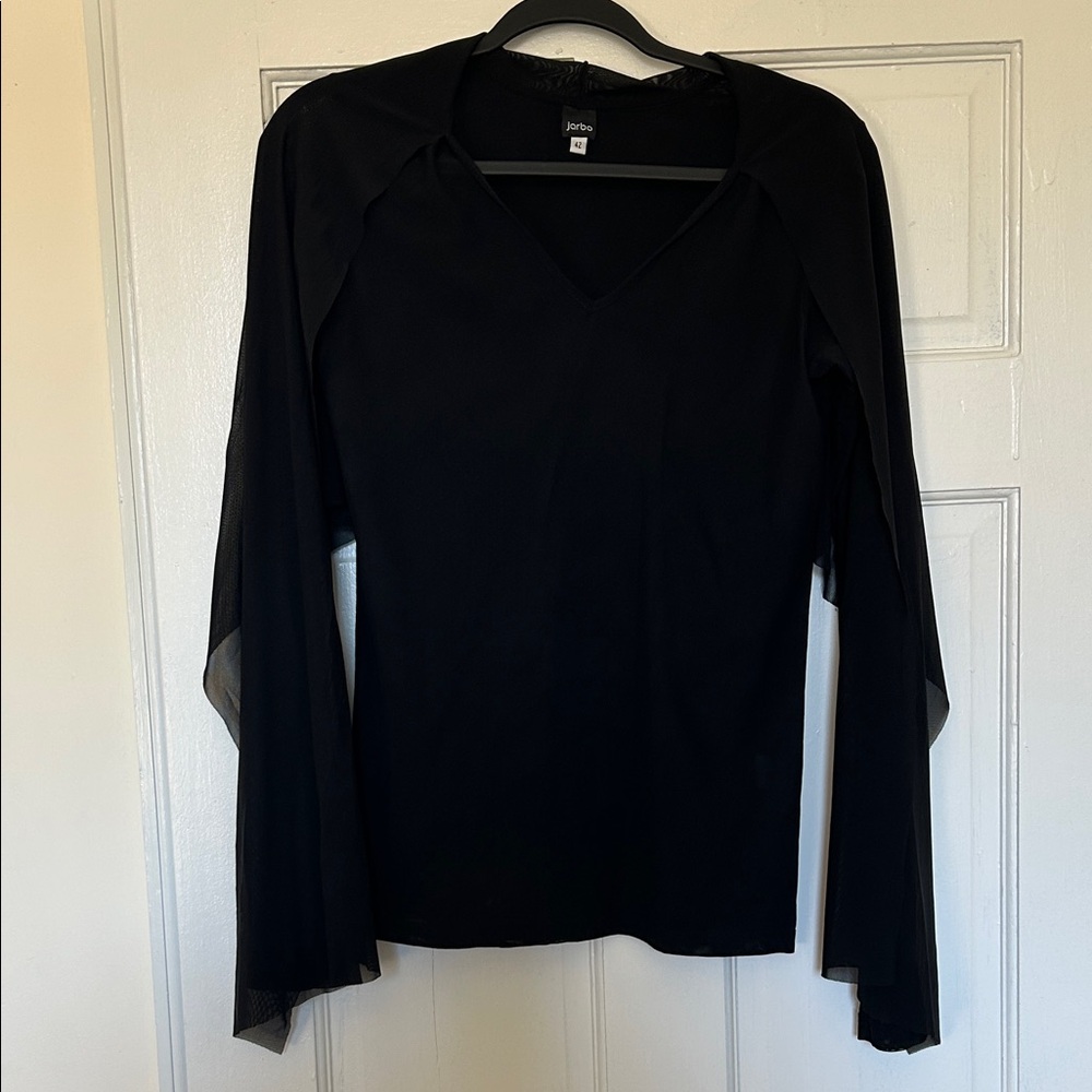 Jarbo Mesh/Sheer Cape Longsleeve